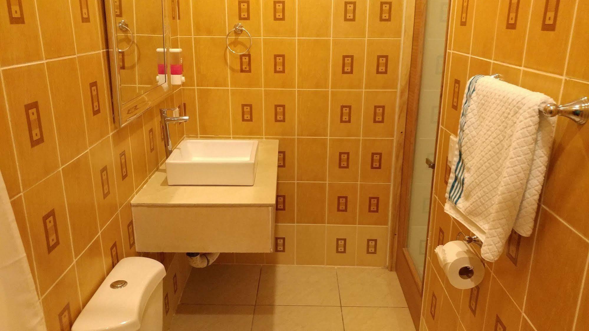 Hotel El Internacional Granada Buitenkant foto