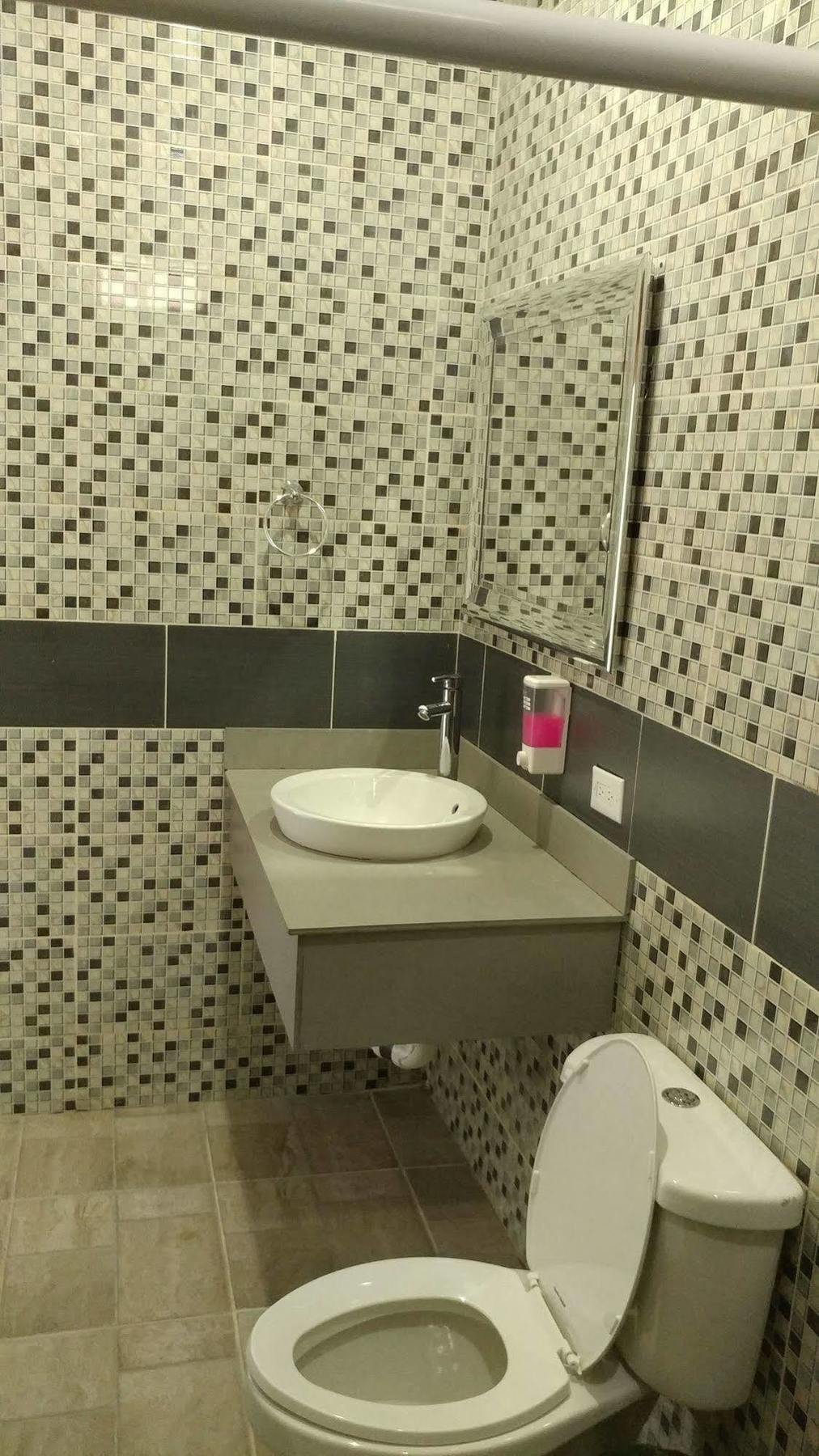 Hotel El Internacional Granada Buitenkant foto