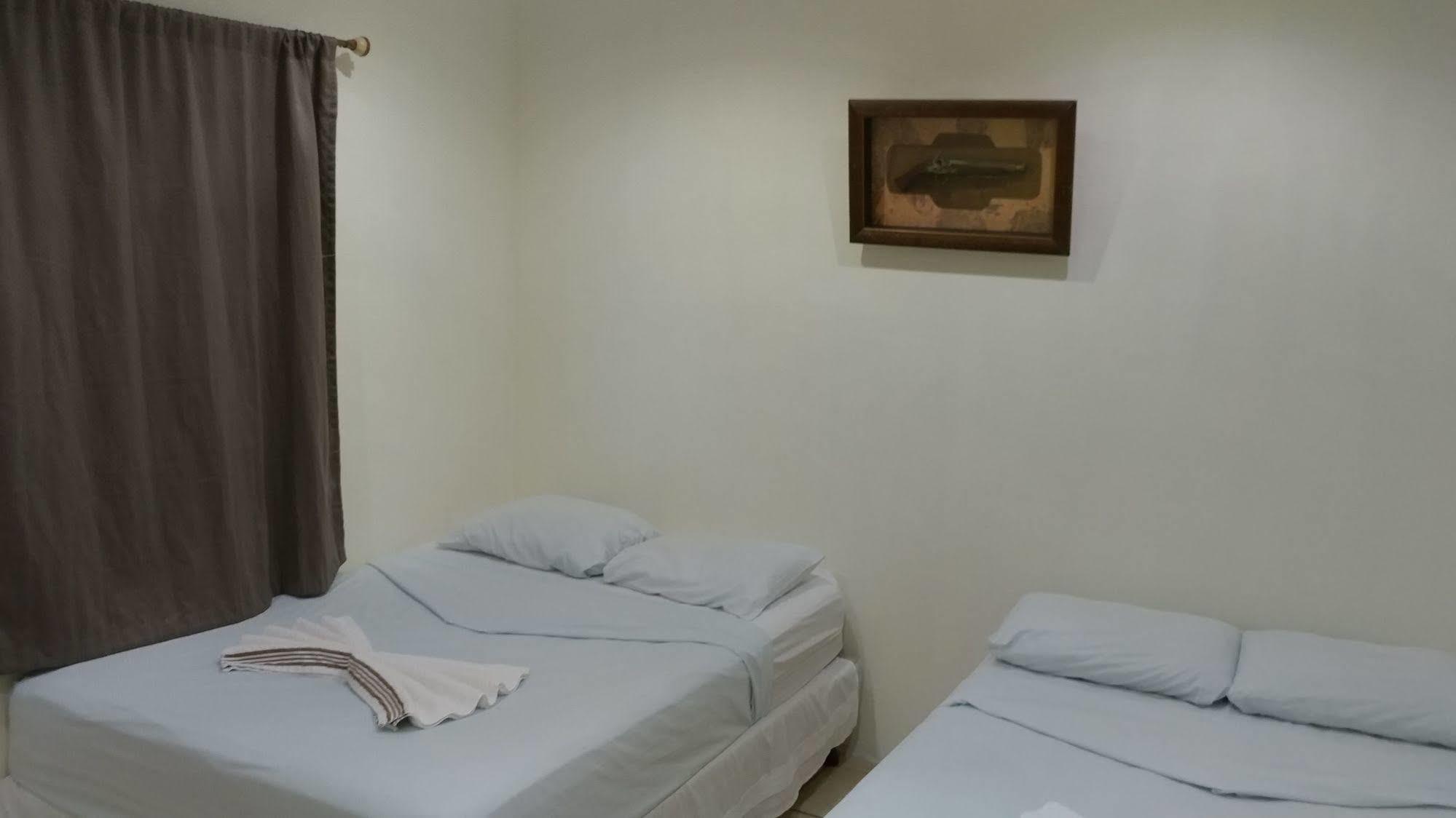 Hotel El Internacional Granada Buitenkant foto
